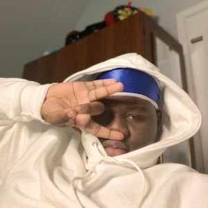 Meet your Posher, Julian